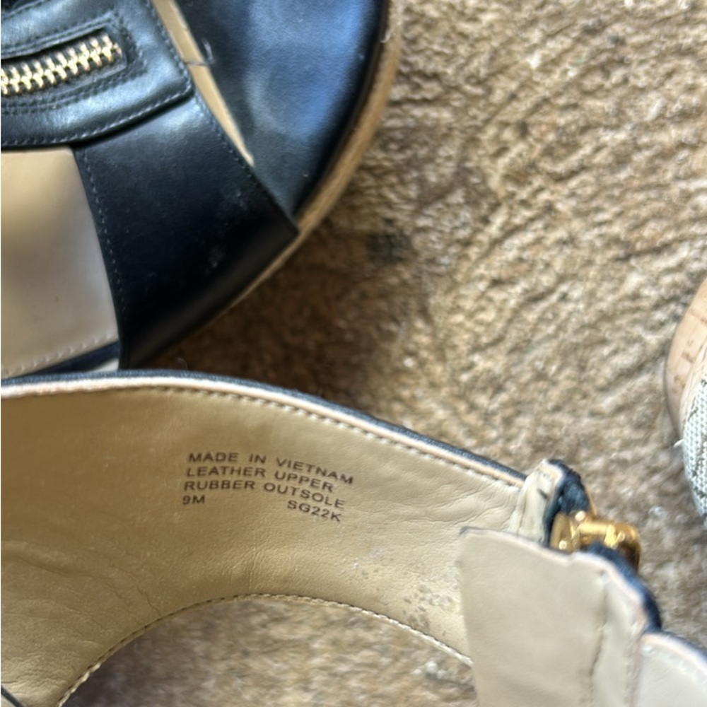 Michael Kors Bradley Leather Wedge - Picture 2 of 5